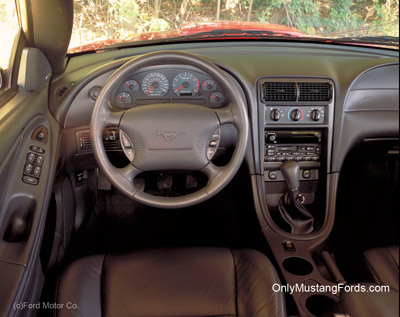 2002 ford mustang gt leather interior