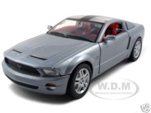 2004 mustang concept car diecast