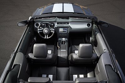 2010 shelby gt500 interior