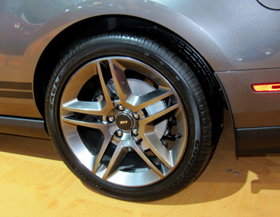 2011 gt500 alloy wheels and tires