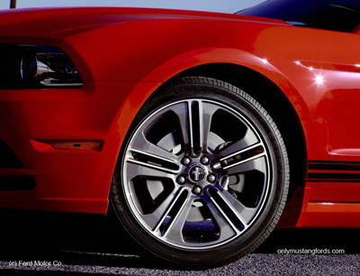 Mustang V6 optional wheels for 2013