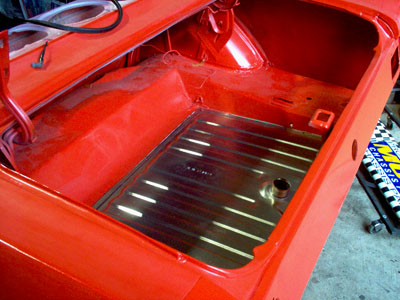 installed mustang gas tank in trunk