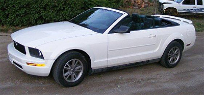2005 mustang V6 Convertible